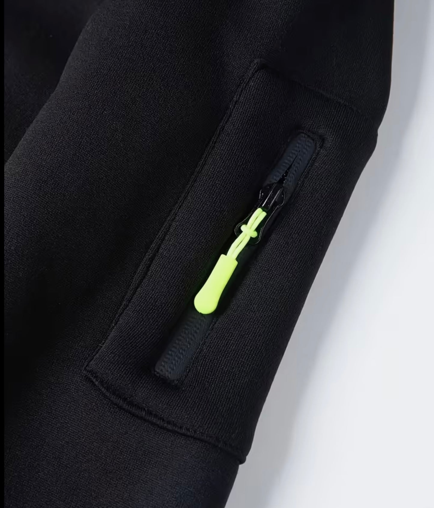Extra comfy urban giving hoodie
