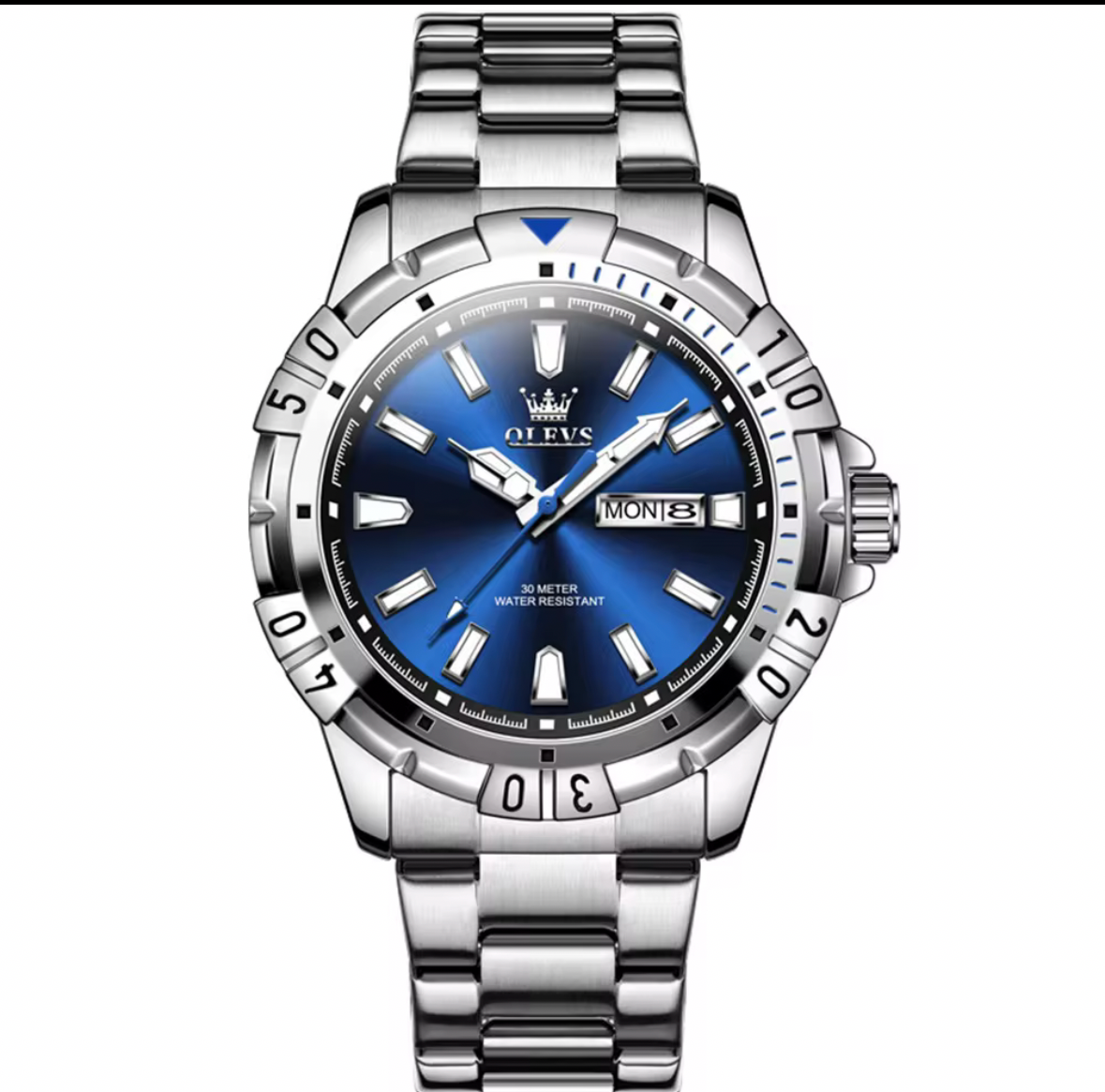 A watch like this doesn’t whisper for attention, it carries itself with quiet confidence.